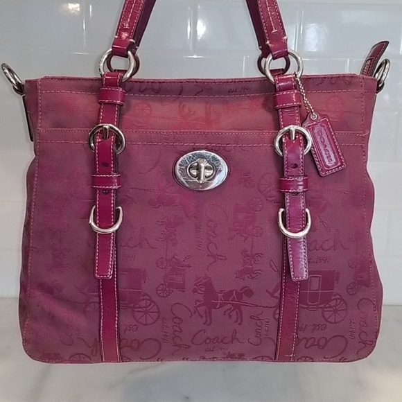 Coach Chelsea Horse & Carriage Convertible Bag - Picture 3 of 16